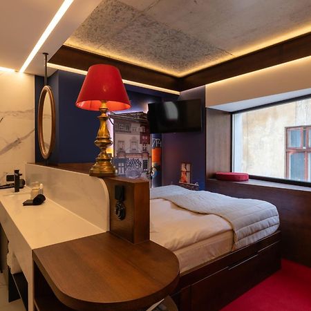 !Fest Hotel Rynok Square 利沃夫 外观 照片