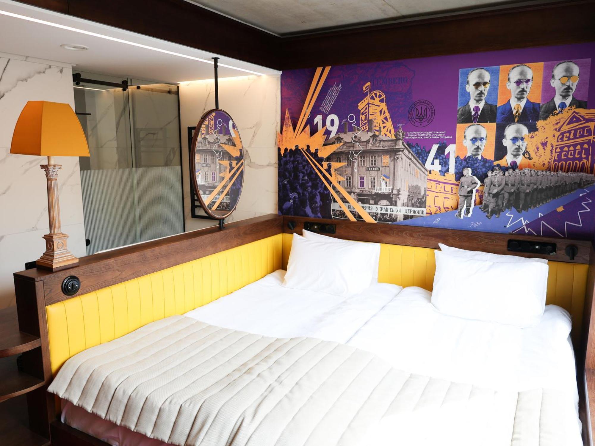 !Fest Hotel Rynok Square 利沃夫 外观 照片