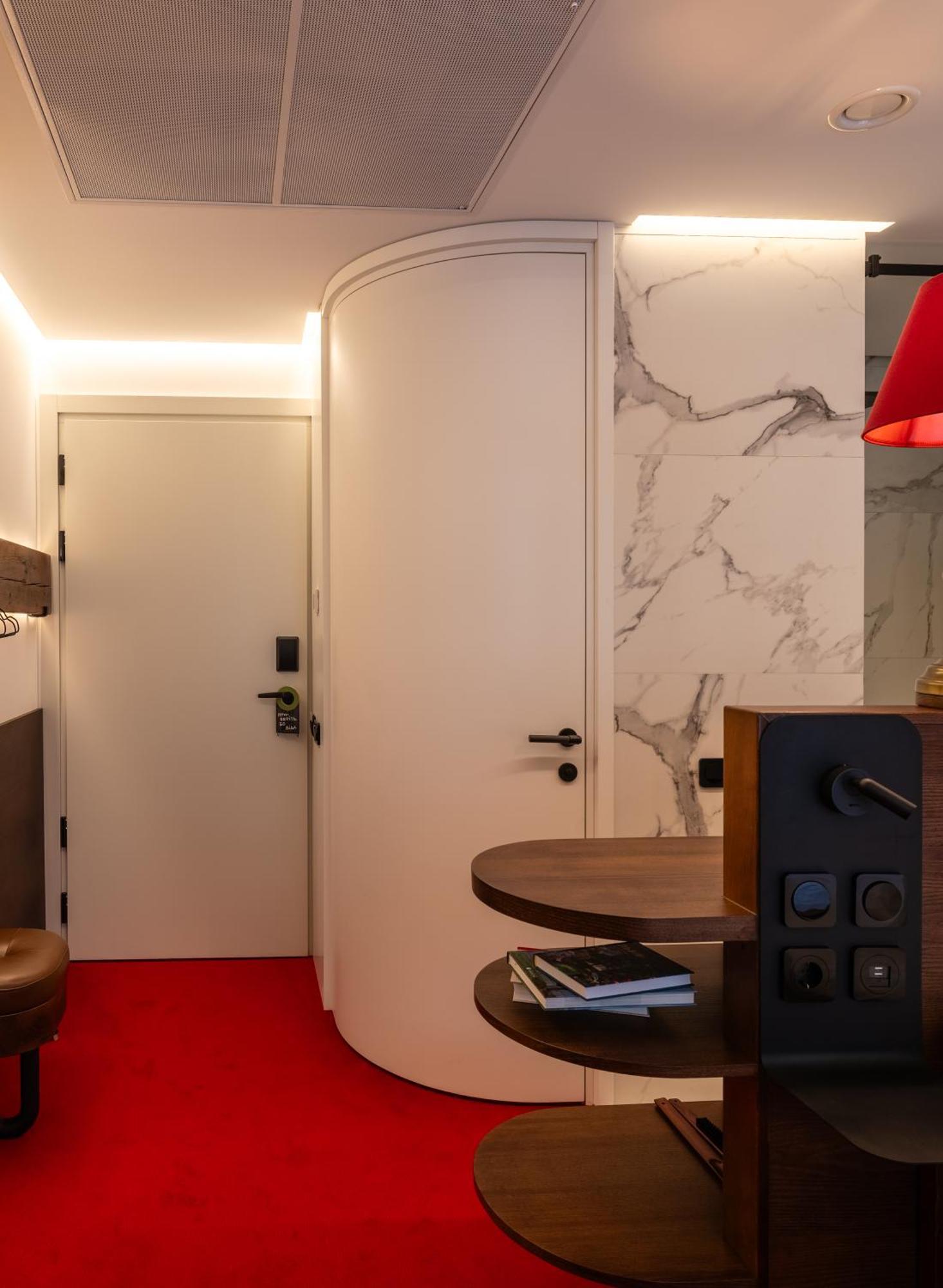 !Fest Hotel Rynok Square 利沃夫 外观 照片