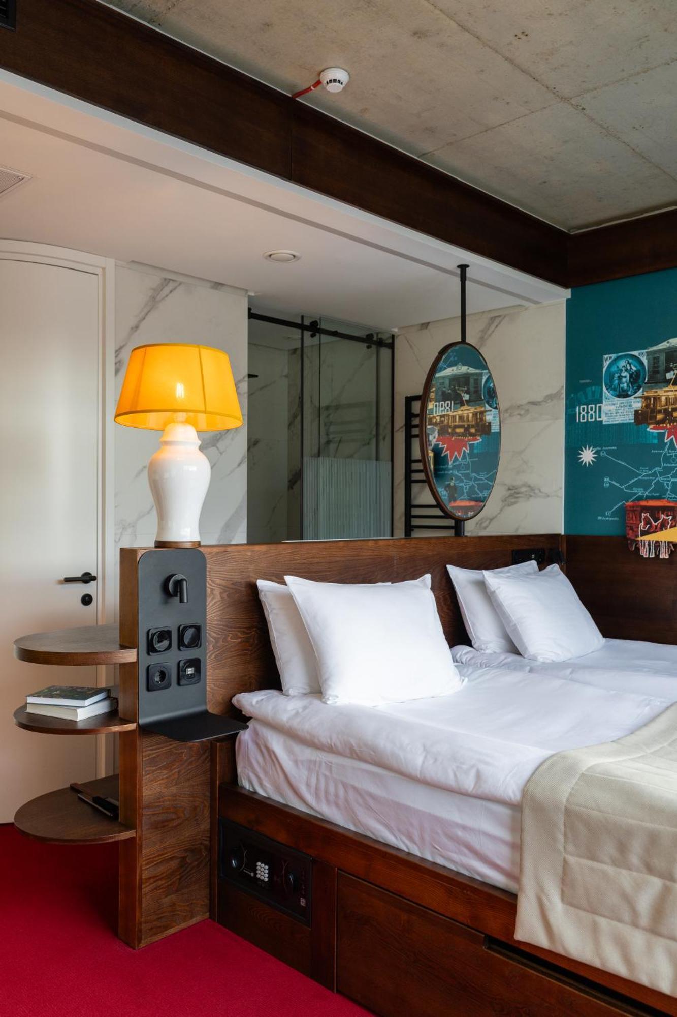 !Fest Hotel Rynok Square 利沃夫 外观 照片