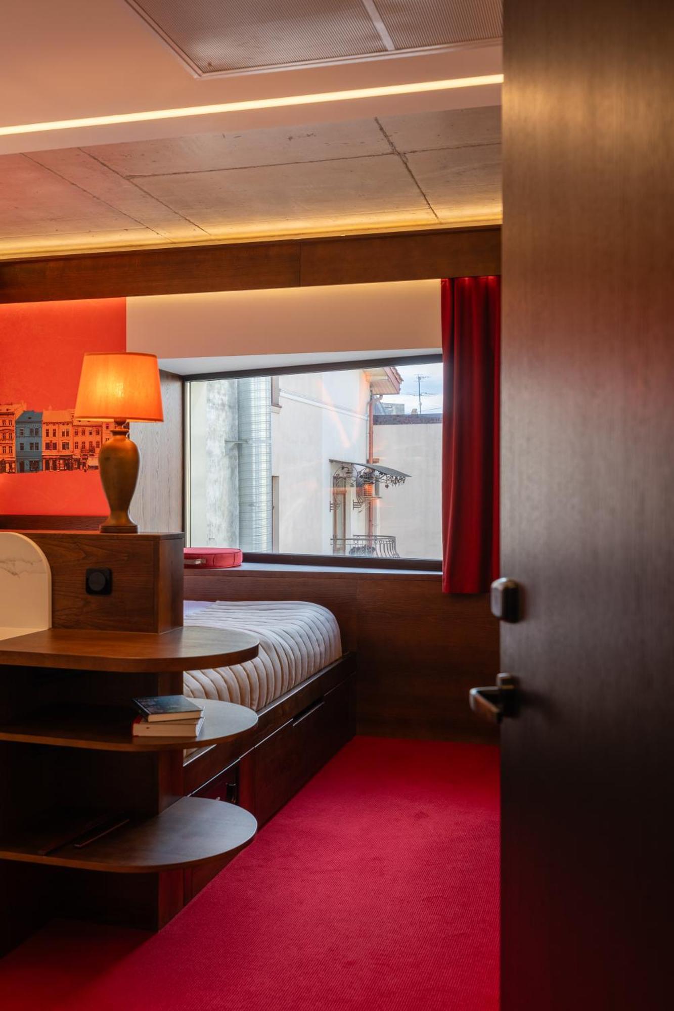 !Fest Hotel Rynok Square 利沃夫 外观 照片